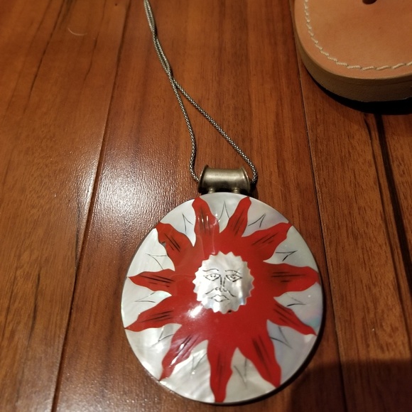 Necklace - Picture 2 of 4